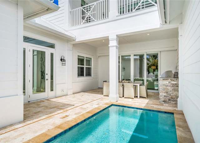Property at 30 Strand Dr, Vero Beach, FL 32963, 3 beds, 3.5 baths