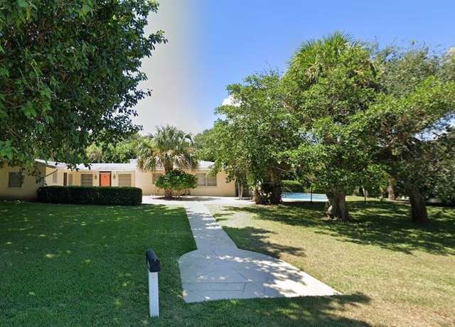 Property at 3735 Eagle Dr, Vero Beach, FL 32963, 3 beds, 3 baths