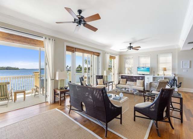Property at 3 Royal Palm Pt Unit 1W, Vero Beach, FL 32960, 3 beds, 3.5 baths