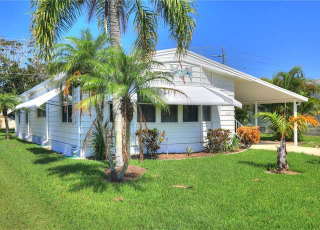 Property at 7674 Niantic Ave Unit V3, Micco, FL 32976, 2 beds, 2 baths