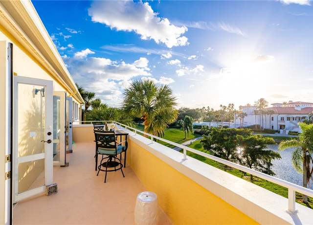 Property at 5010 Harmony Cir #306, Vero Beach, FL 32967, 1 bed, 1.5 baths