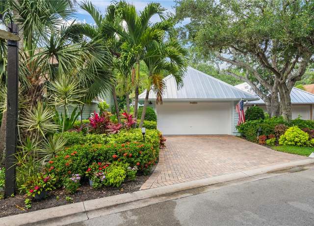 Property at 1541 Sabal Ct, Vero Beach, FL 32963, 2 beds, 2 baths