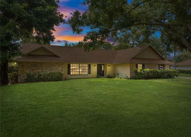 Property at 445 34th Ct SW, Vero Beach, FL 32968, 3 beds, 2.5 baths