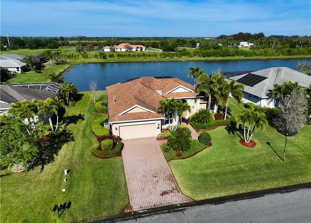 Property at 1155 South Lakes Way SW, Vero Beach, FL 32968, 3 beds, 3 baths