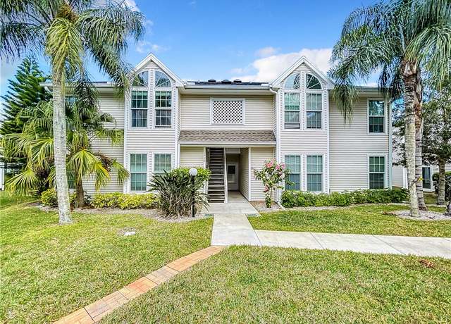 Property at 1930 Westminster Cir #2, Vero Beach, FL 32966, 2 beds, 3 baths