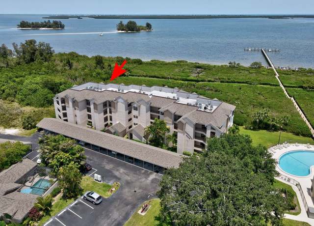 Property at 6240 E Mirror Lake Dr #402, Sebastian, FL 32958, 2 beds, 2 baths
