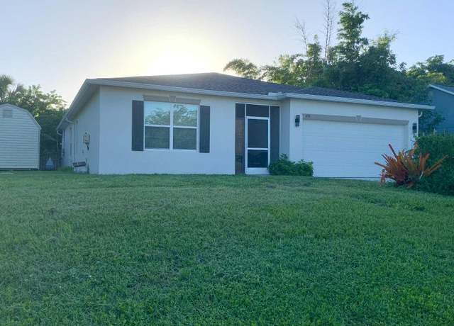 Property at 450 Hazel St, Sebastian, FL 32958, 4 beds, 2 baths