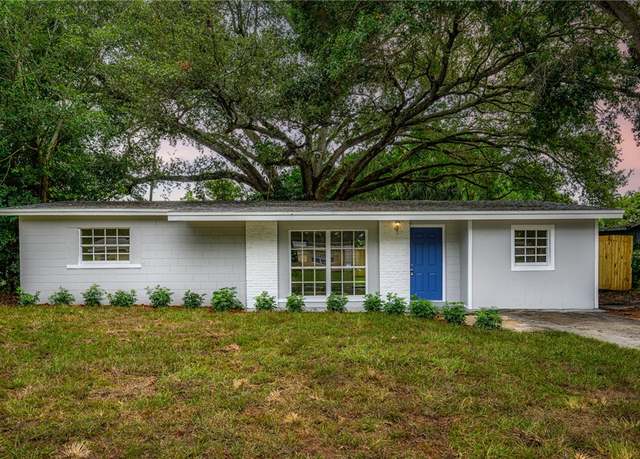 Property at 2313 2nd St SW, Vero Beach, FL 32962, 3 beds, 2 baths