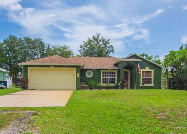 Property at 8336 104th Ave, Vero Beach, FL 32967, 3 beds, 2 baths