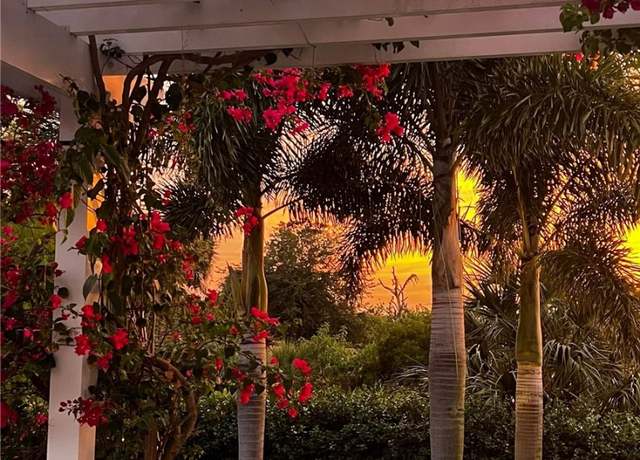 Property at 951 W Polo Grounds Dr Dr, Vero Beach, FL 32966, 3 beds, 3.5 baths