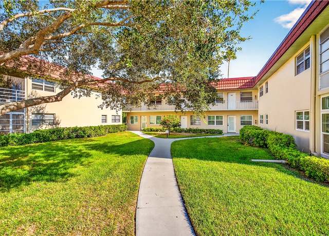 Property at 102 Royal Oak Dr #203, Vero Beach, FL 32962, 1 bed, 1.5 baths