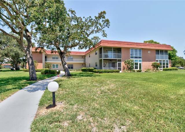 Property at 63 Woodland Dr Unit 203-204, Vero Beach, FL 32962, 2 beds, 2 baths