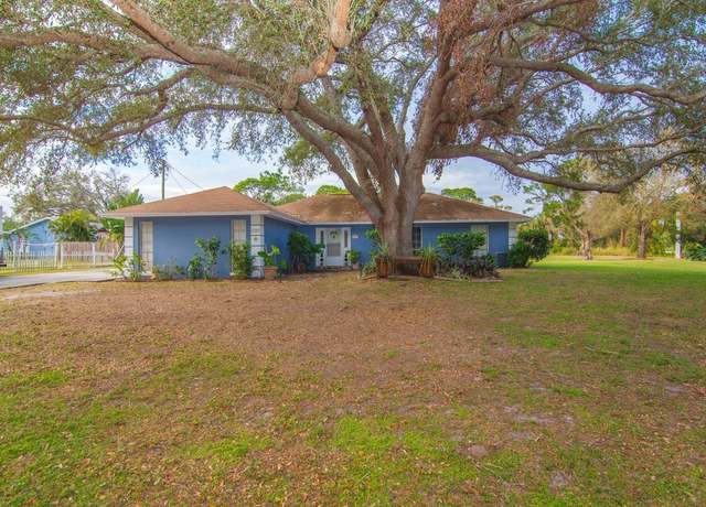 Property at 2101 13th Ave SW, Vero Beach, FL 32962, 3 beds, 2 baths