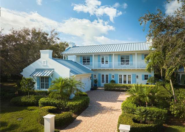 Property at 407 S Palm Island Cir, Vero Beach, FL 32963, 3 beds, 3.5 baths