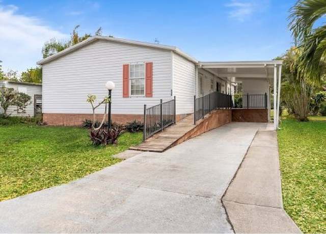 Property at 929 Vireo Dr, Sebastian, FL 32976, 3 beds, 2 baths