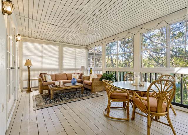 Property at 1295 Winding Oaks Cir E #807, Vero Beach, FL 32963, 2 beds, 2 baths