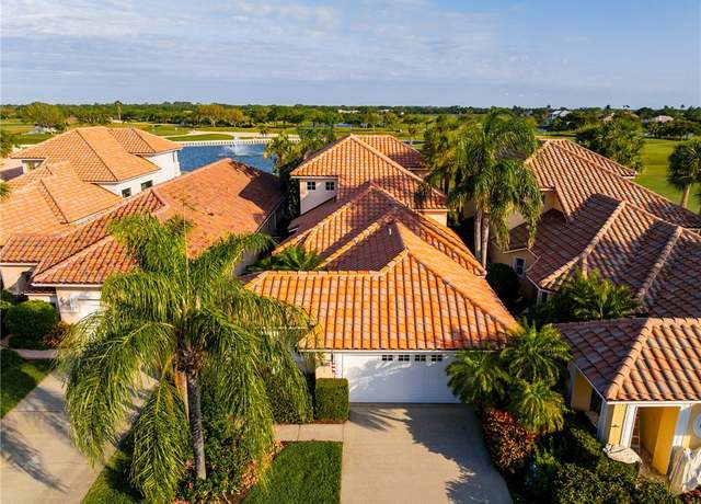 Property at 1725 Victoria Cir, Vero Beach, FL 32967, 3 beds, 2.5 baths
