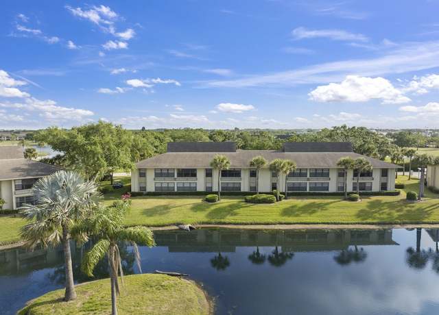 Property at 45 Plantation Dr #205, Vero Beach, FL 32966, 2 beds, 2 baths