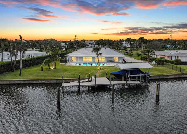 Property at 4402 Bethel Creek Dr, Vero Beach, FL 32963, 4 beds, 3.5 baths