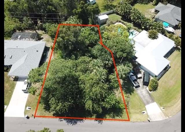 Property at 261 Del Monte Rd, Sebastian, FL 32958