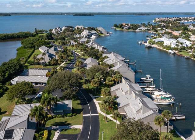 Property at 1005 Spyglass Ln #1005, Vero Beach, FL 32963, 2 beds, 2 baths