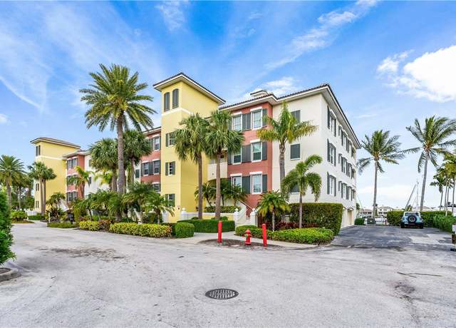 Property at 1215 Marina Village Cir #202, Vero Beach, FL 32967, 3 beds, 2.5 baths