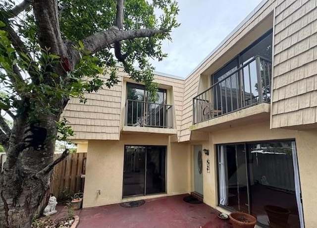 Property at 1170 6th Ave Unit 28A, Vero Beach, FL 32960, 2 beds, 2.5 baths