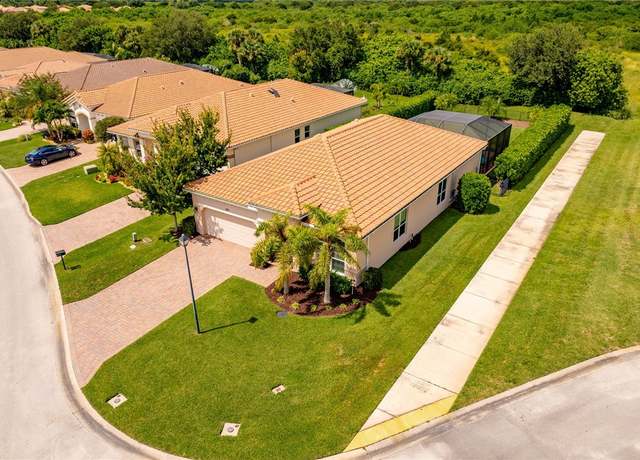 Property at 1819 Berkshire Cir SW, Vero Beach, FL 32968, 3 beds, 2.5 baths