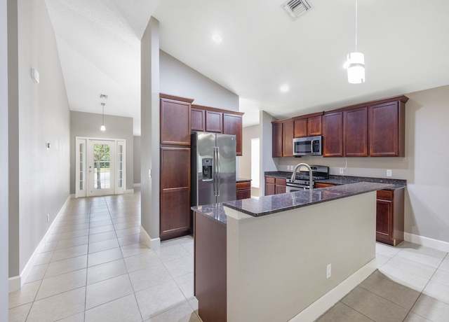 Property at 508 Calamondin Way SW, Vero Beach, FL 32968, 4 beds, 2 baths
