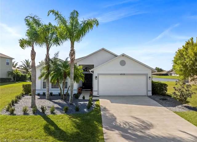 Property at 6535 Pine Ln, Vero Beach, FL 32967, 4 beds, 2 baths