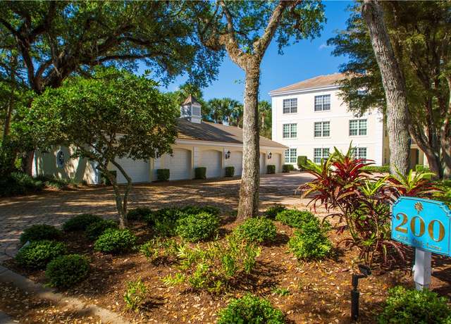 Property at 200 Sable Oak Ln #203, Vero Beach, FL 32963, 2 beds, 2 baths