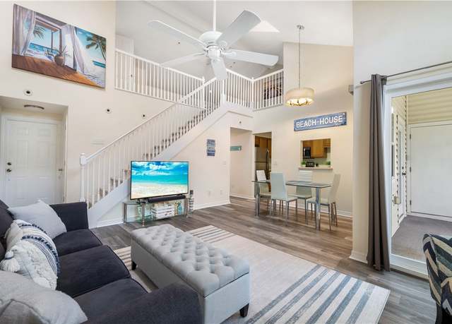 Property at 1940 Westminster Cir Unit 7-6, Vero Beach, FL 32966, 2 beds, 2 baths
