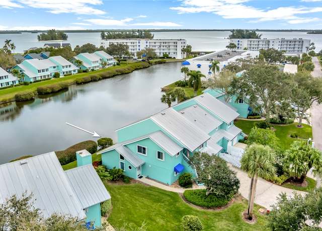 Property at 6304 River Run Dr #6304, Sebastian, FL 32958, 2 beds, 2 baths