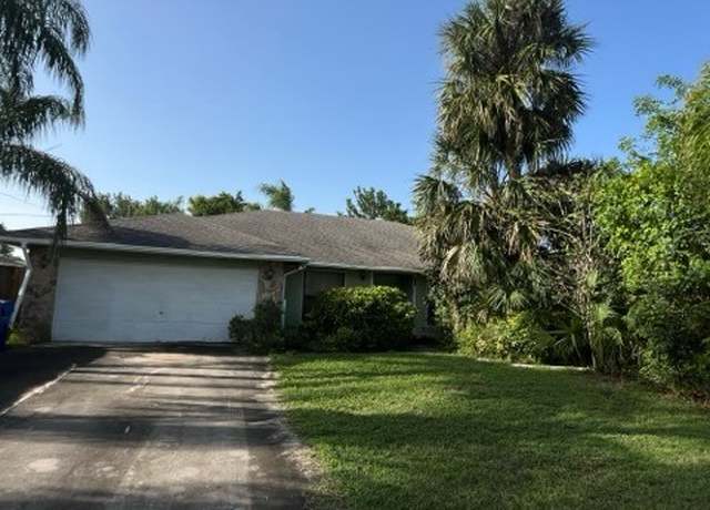 Property at 117 High Ct, Sebastian, FL 32958, 3 beds, 2 baths