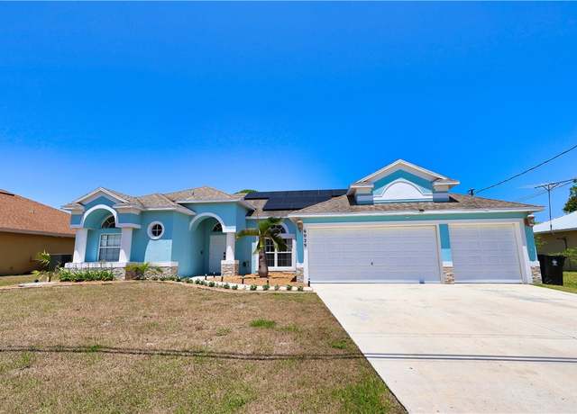Property at 6029 Winfield Dr, Port St. Lucie, FL 34986, 4 beds, 3 baths
