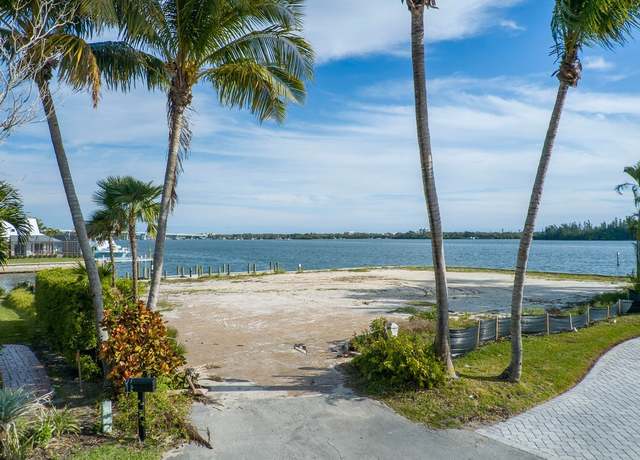 Property at 3 Sailfish Rd, Vero Beach, FL 32960