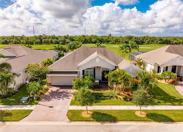 Property at 7201 E Village Sq, Vero Beach, FL 32966, 3 beds, 2.5 baths
