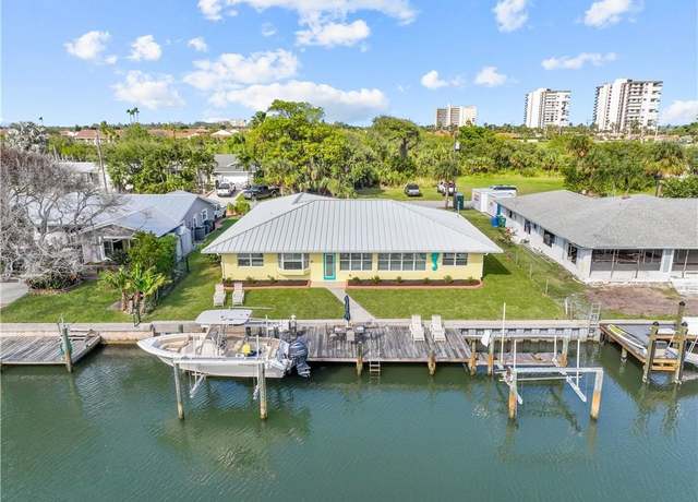 Property at 211 Marina Dr, Hutchinson Island, FL 34949, 3 beds, 2.5 baths