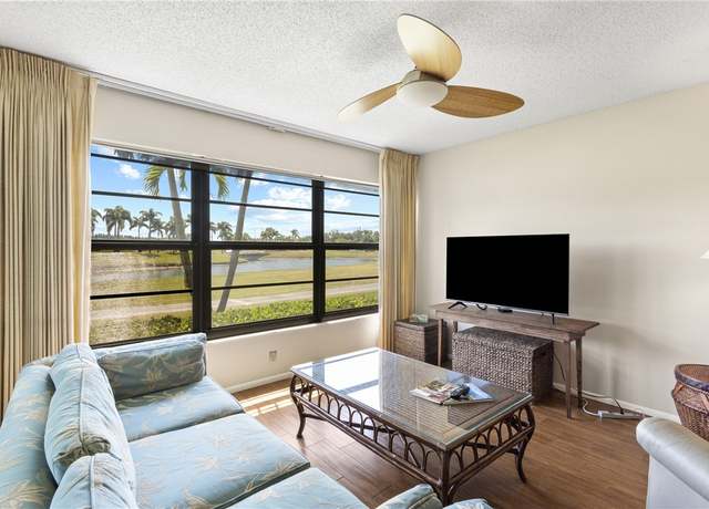 Property at 1 Plantation Dr #101, Vero Beach, FL 32966, 2 beds, 2 baths