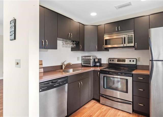 Property at 93 Spring Lake Dr #206, Vero Beach, FL 32962, 2 beds, 2 baths