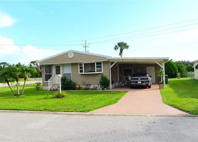 Property at 901 Laurel Cir, Barefoot Bay, FL 32976, 2 beds, 2 baths