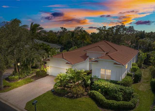 Property at 1361 W Island Club Sq, Vero Beach, FL 32963, 3 beds, 2 baths