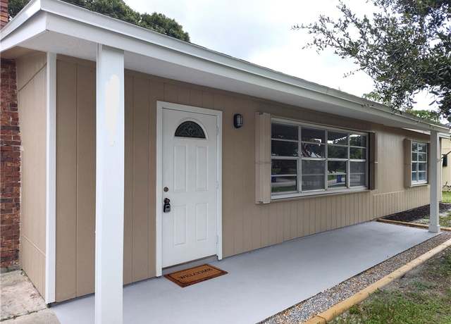 Property at 571 Balboa St, Sebastian, FL 32958, 2 beds, 1.5 baths