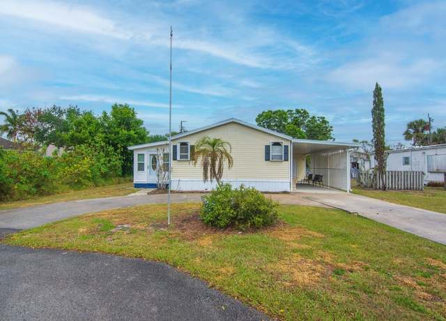 Property at 332 Tangelo St, Sebastian, FL 32958, 2 beds, 2 baths