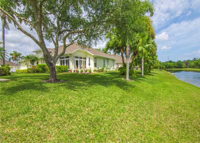 Property at 465 E Tangerine Sq SW, Vero Beach, FL 32968, 3 beds, 2 baths