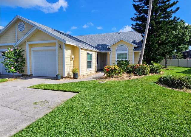 Property at 542 9th Pl, Vero Beach, FL 32960, 2 beds, 2 baths