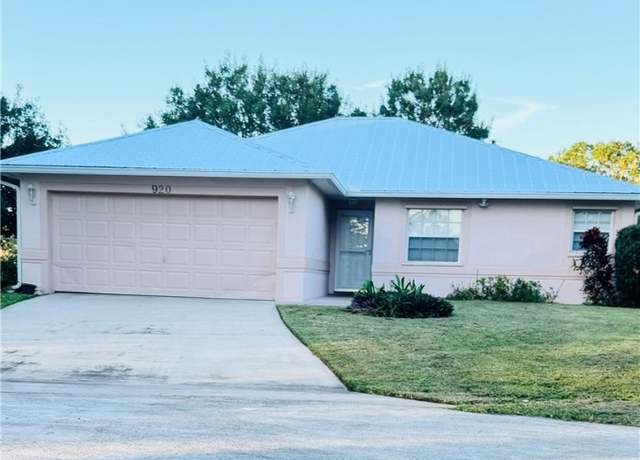 Property at 920 11th Ter, Vero Beach, FL 32960, 2 beds, 2 baths