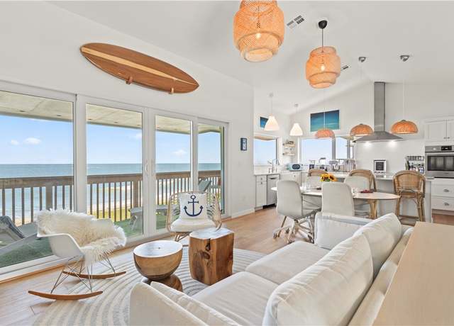 Property at 9450 Doubloon Dr, Vero Beach, FL 32963, 3 beds, 3.5 baths