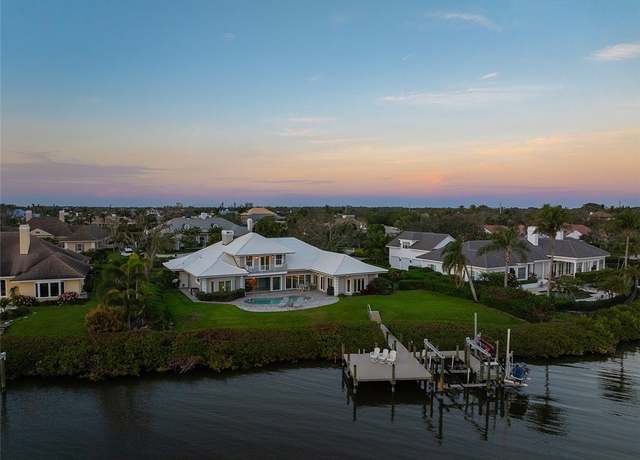 Property at 681 Lake Dr, Vero Beach, FL 32963, 3 beds, 3.5 baths