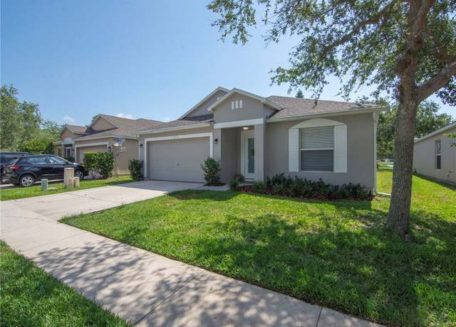 Property at 1128 W 13th Sq, Vero Beach, FL 32960, 4 beds, 2 baths